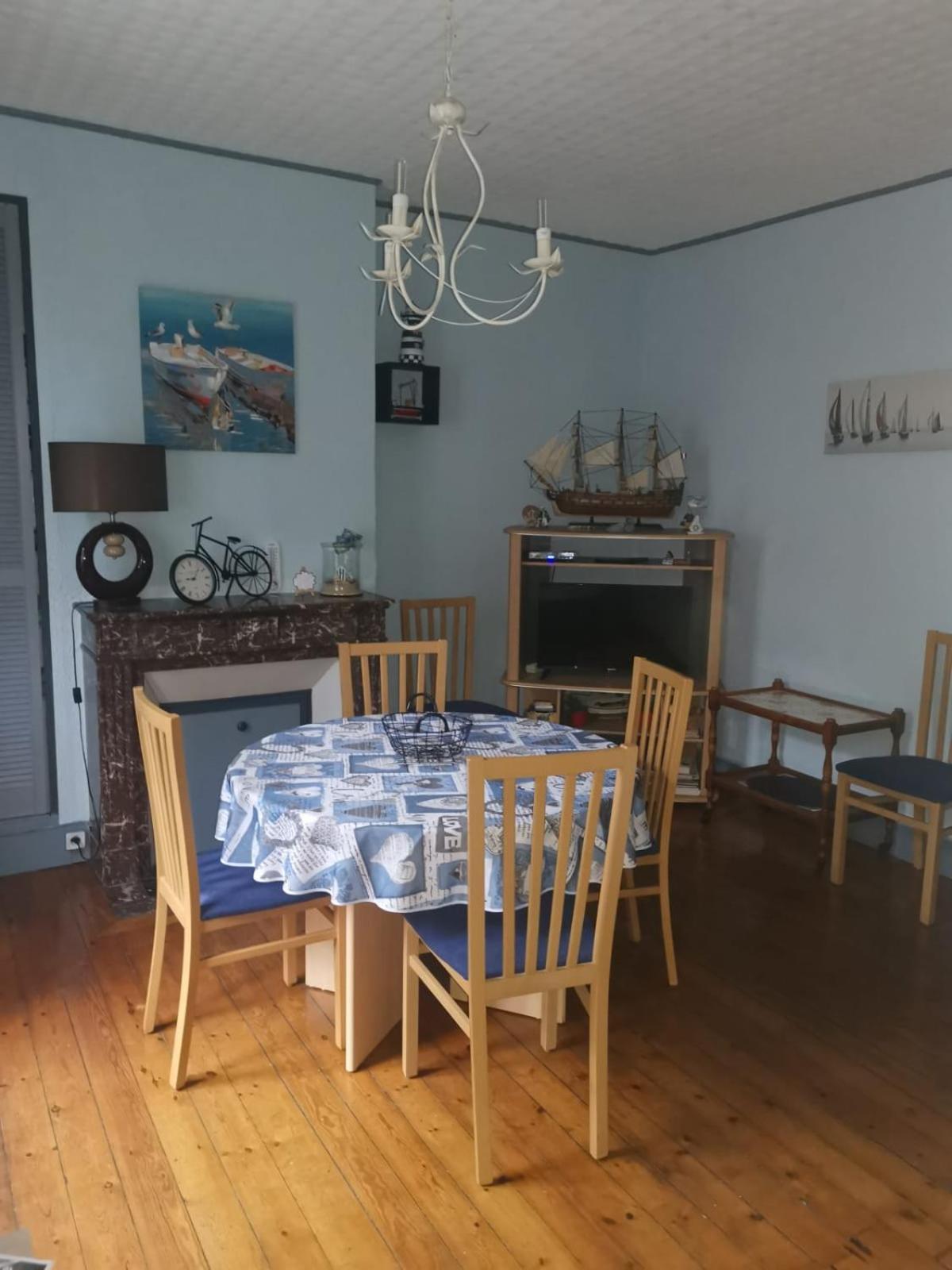 Appartement Avec Balcon Au 1Er Etage Vue Laterale Mer A 50 Metres De La Plage A Mers Les Bains. Eksteriør bilde